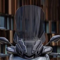 Yamaha Xmax Techmax 250-300 2024-2025 Orijinal Model Tur Camı Şeffaf Beyaz